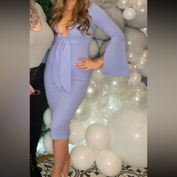 ASOS Design Long Sleeve Plunge Tie Belt Midi Dress - Picture 4 of 4